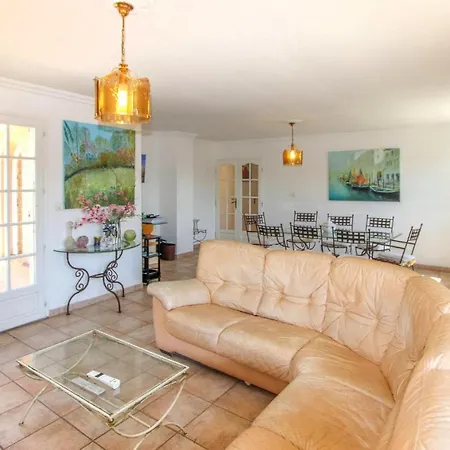 בית נופש Cozy In With Kitchen *